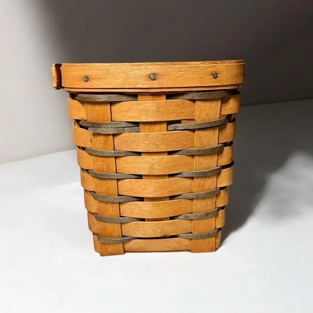 🌻VINTAGE Small Longaberger Wooden Woven Basket